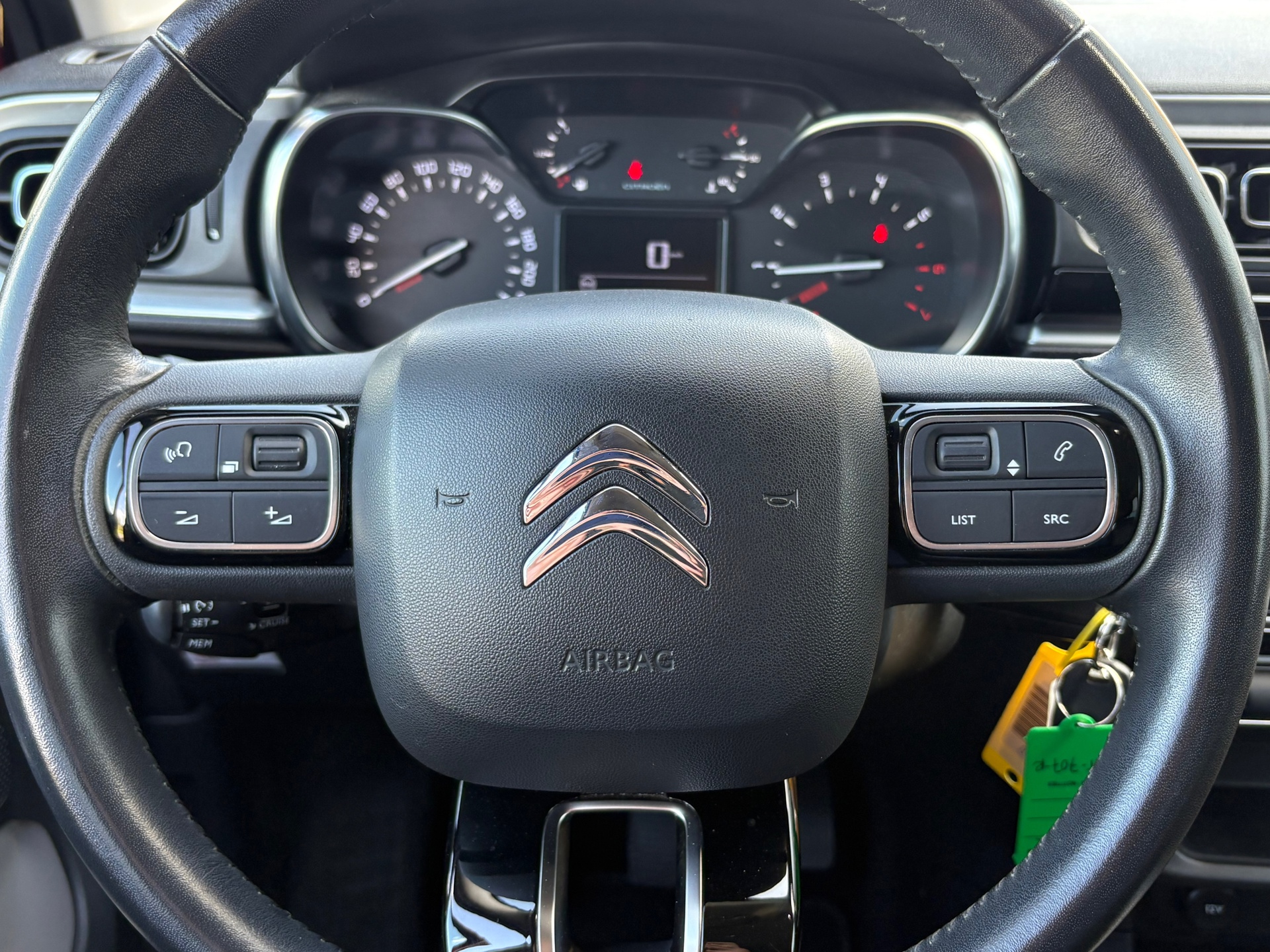 47489647-20.jpg