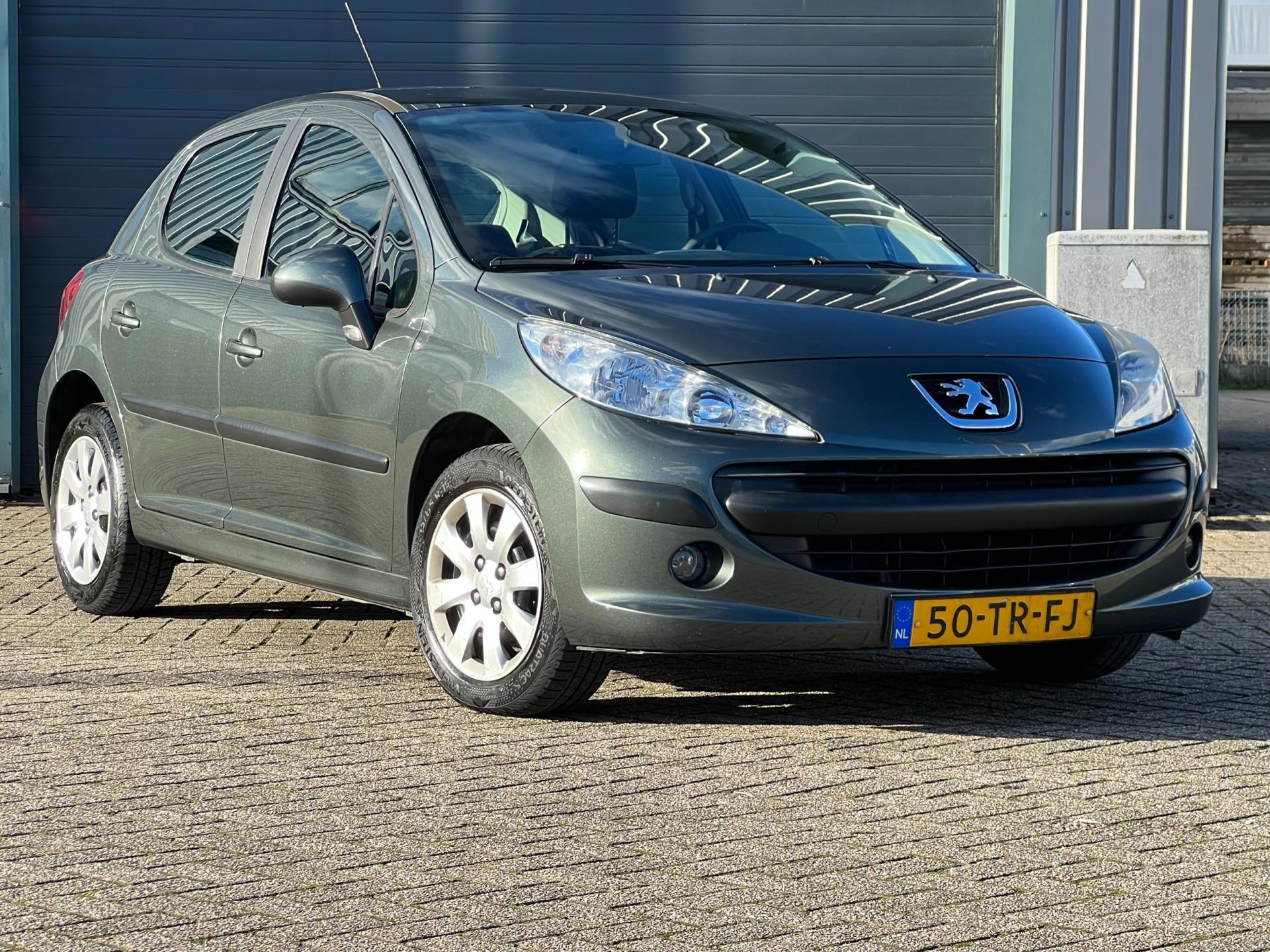 47861836-3.jpg