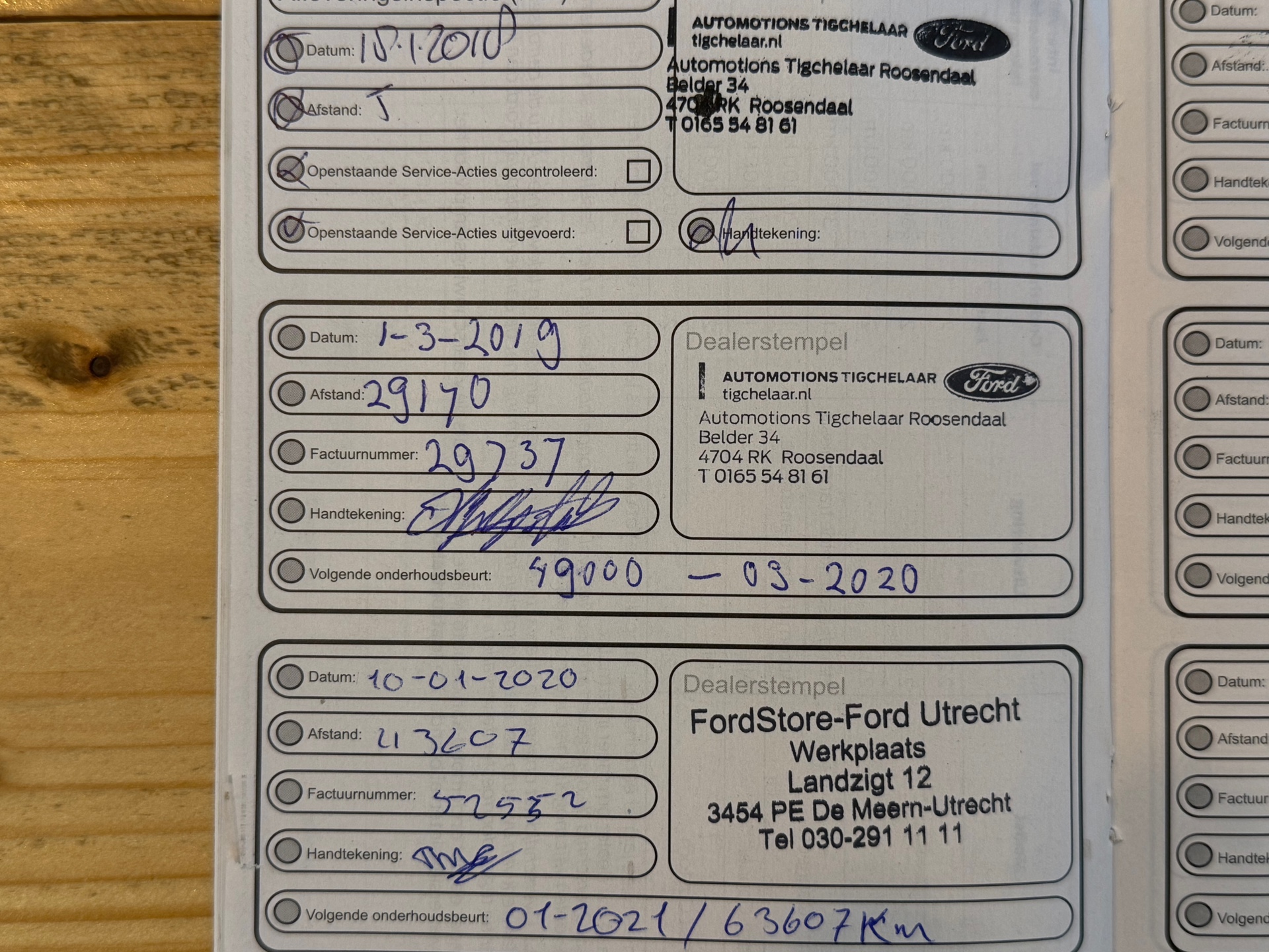 48550804-42.jpg
