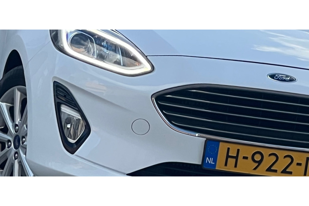 52018523