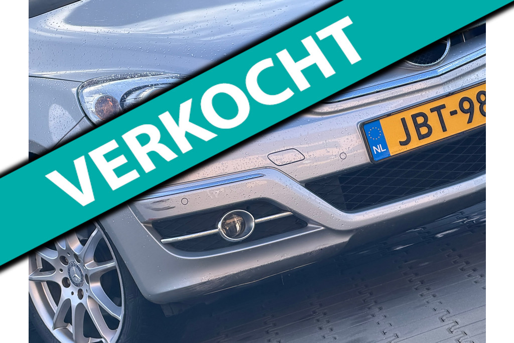 52067302
