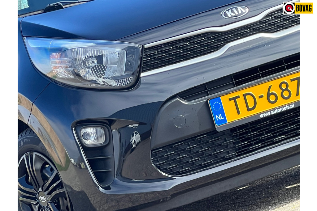 52231027