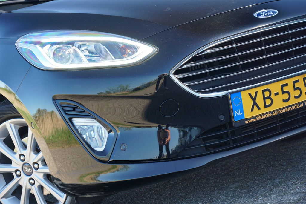 53196124