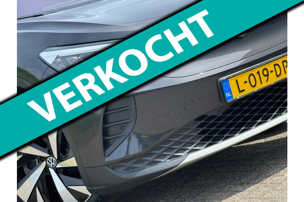 53910313
