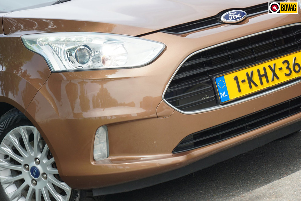 54174372