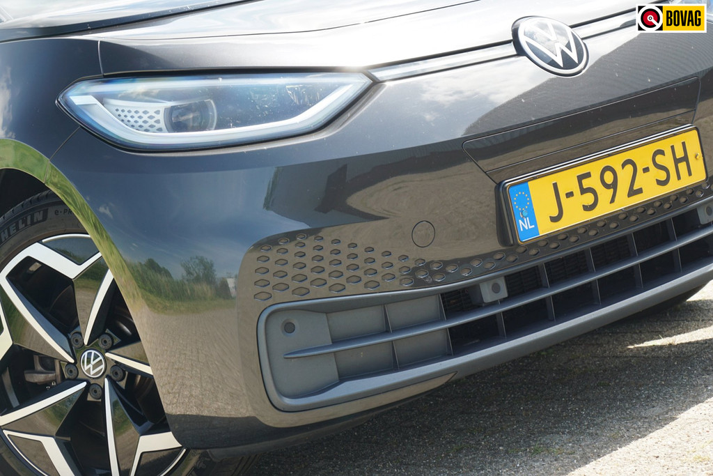 54174811