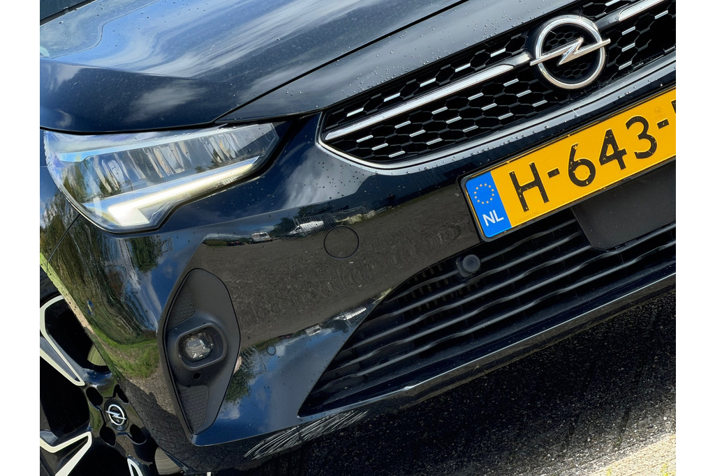 56572298